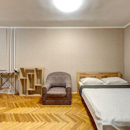 Apartments Near The Palace Of Sports Κίεβο Εξωτερικό φωτογραφία