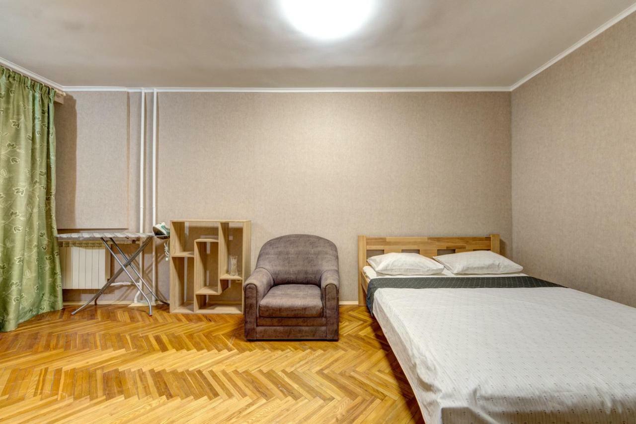 Apartments Near The Palace Of Sports Κίεβο Εξωτερικό φωτογραφία