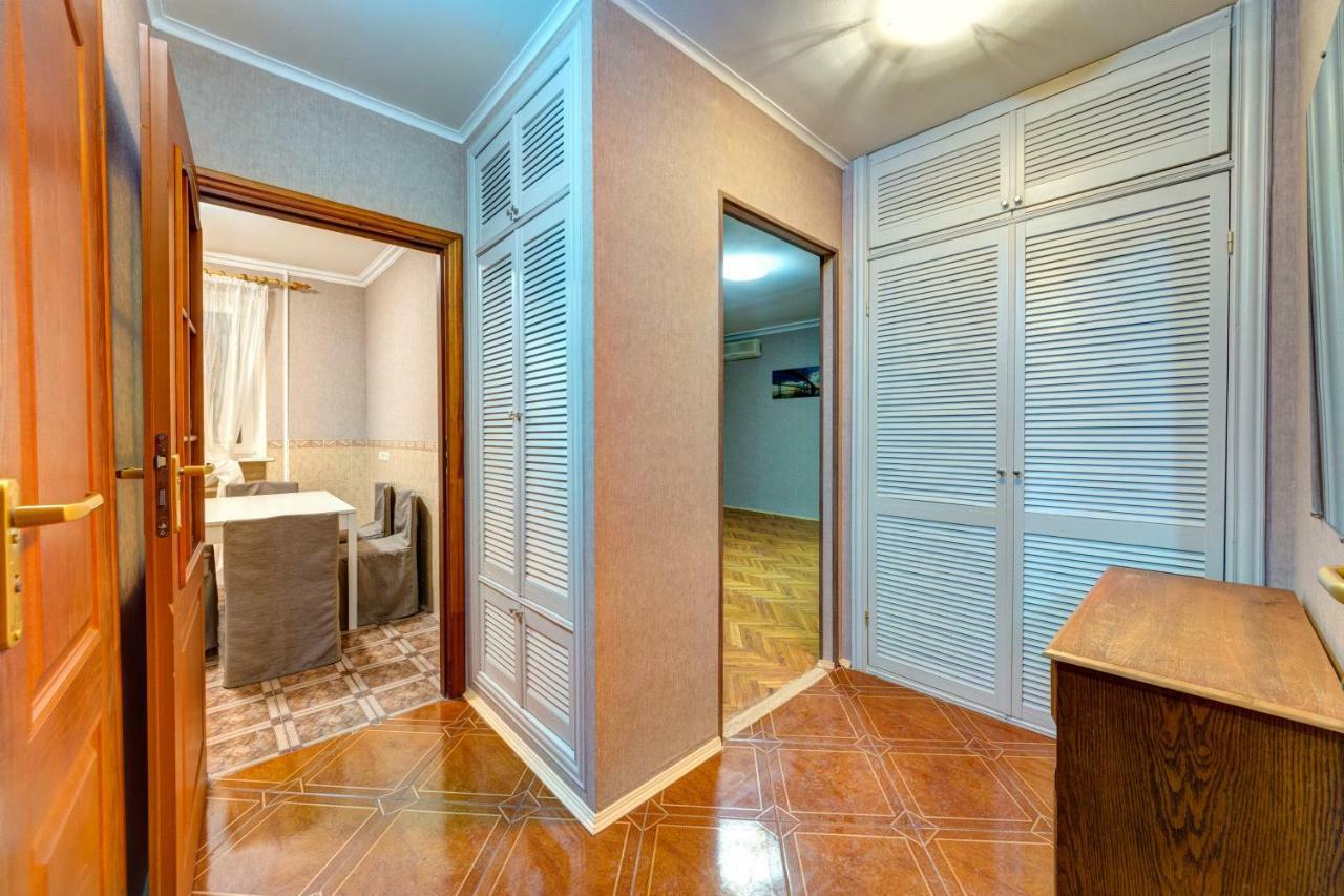 Apartments Near The Palace Of Sports Κίεβο Εξωτερικό φωτογραφία